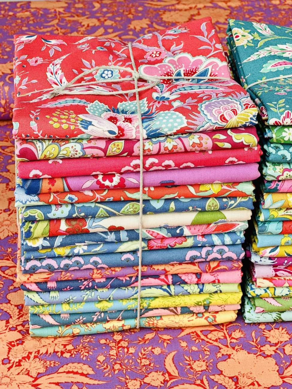 Tilda Patchwork Baumwolle - Bloomsville Rot - Halbe Meter Zuschnitte - 8 Meter